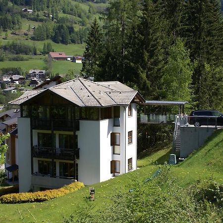 Haus Im Turm Apartment Bad Kleinkirchheim Exterior photo